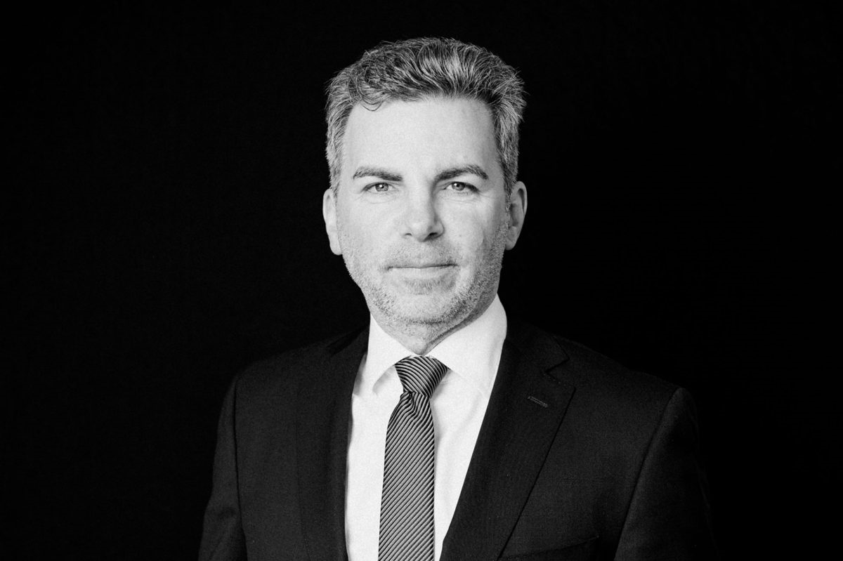 Rechtsanwalt   Dr. Niels George