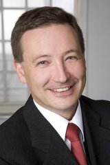 Rechtsanwalt  Dr. iur.  Fred Münch