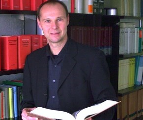 Rechtsanwalt    Hans Mogalle