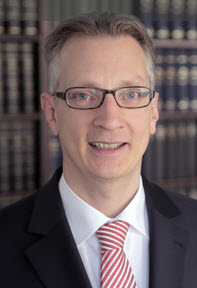 Rechtsanwalt    Hansjörg Busch