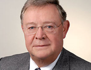 Rechtsanwalt  Dr.  Hermann Heuschmid