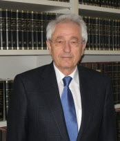 Rechtsanwalt  Dr.  Horst Bauer
