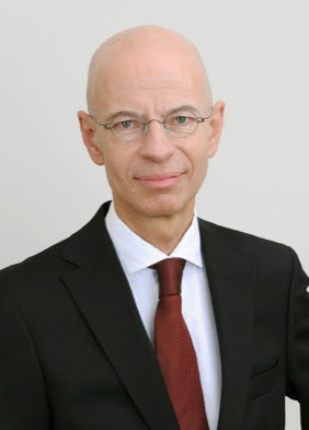 Rechtsanwalt    Martin Klosner
