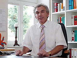 RA  Michael Box, 31737 Rinteln, Klosterstr. 27