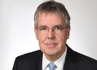 Rechtsanwalt  Dr.  Norbert Gierlach