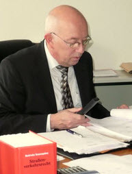 Rechtsanwalt   Ulrich Schmitz