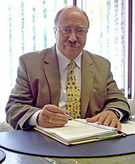 Rechtsanwalt  Dr. jur.  Wolf Richard Herkner