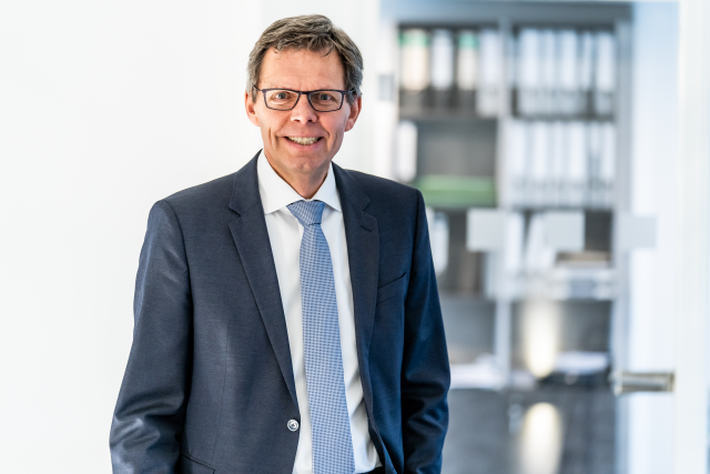Rechtsanwalt und Notar   Dirk Wolfgang Arning