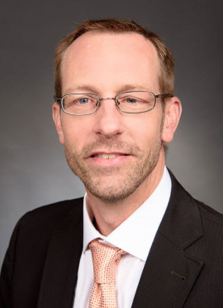 Rechtsanwalt und Notar Dr. Jan Peter Simon