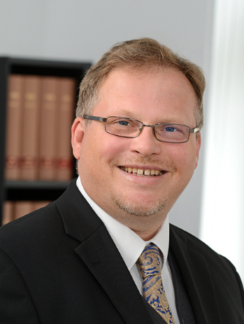 Rechtsanwalt und Notar    Jan Paysen