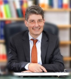Rechtsanwalt und Notar   Patrick Vanderschmidt