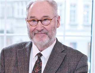 Rechtsanwalt und Notar a.D. Dr. Reinhard Herlitzius