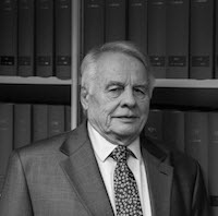 Rechtsanwalt und Notar a.D. Karl-Günther Petry