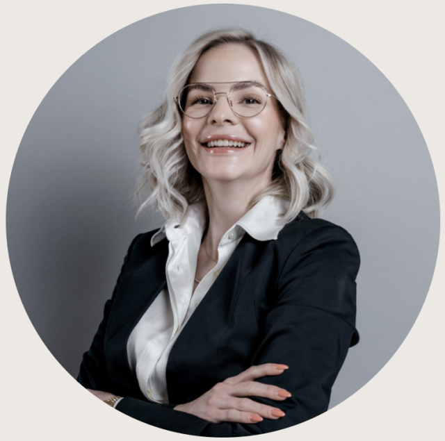 Rechtsanwältin   Alexandra Hammermüller