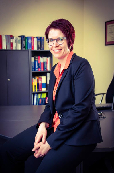 Rechtsanwältin   Annegret Storch