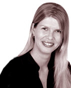 Rechtsanwältin  Dr. jur. Karina Woinikow, M. mel.