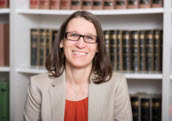 Rechtsanwältin    Melanie Klößner