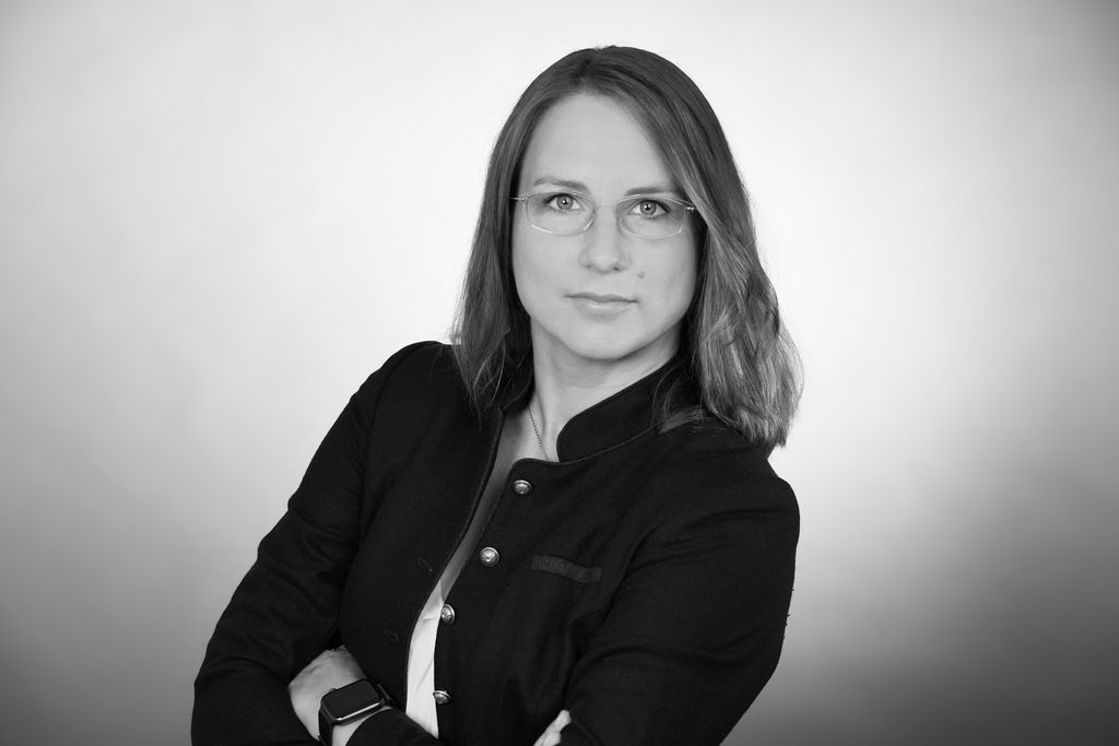 Rechtsanwältin    Mirja Knok