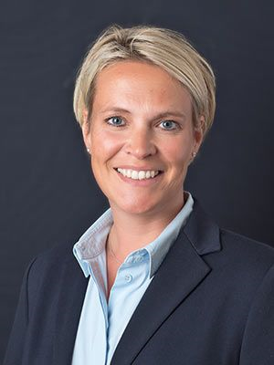Rechtsanwältin    Nadine Ewertz
