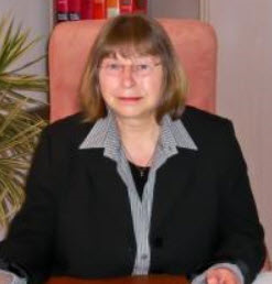 Rechtsanwältin  Dr.  Sabine Kupfer