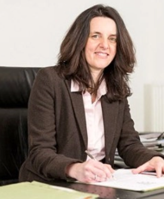 Rechtsanwältin und Notarin    Andrea Persch-Münch