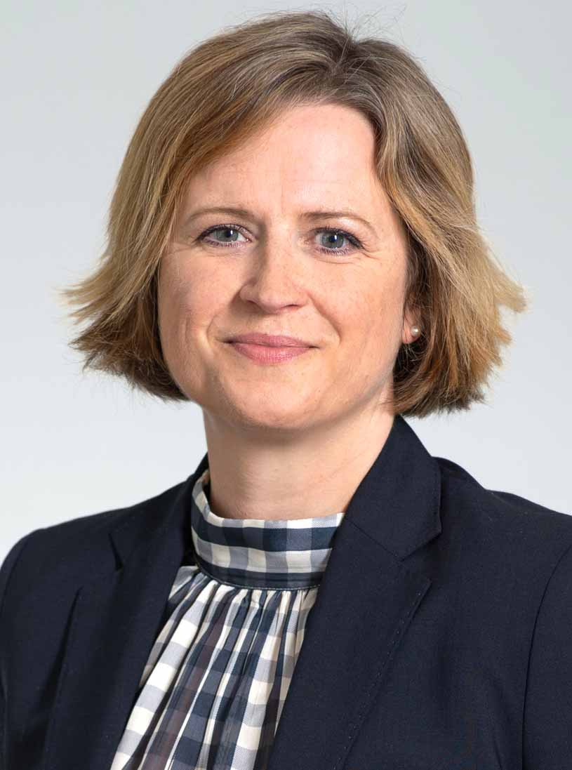 Rechtsanwältin und Notarin   Claudia Hauck-Delhey
