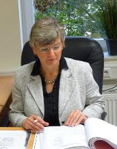 Rechtsanwältin und Notarin    Monika Scholz-Fyrnis